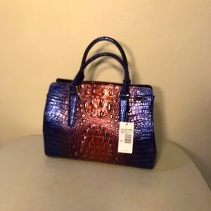🌹NWT BRAHMIN Small Finley bluish purple/ dark red Ombre Melbourne Leather bag.